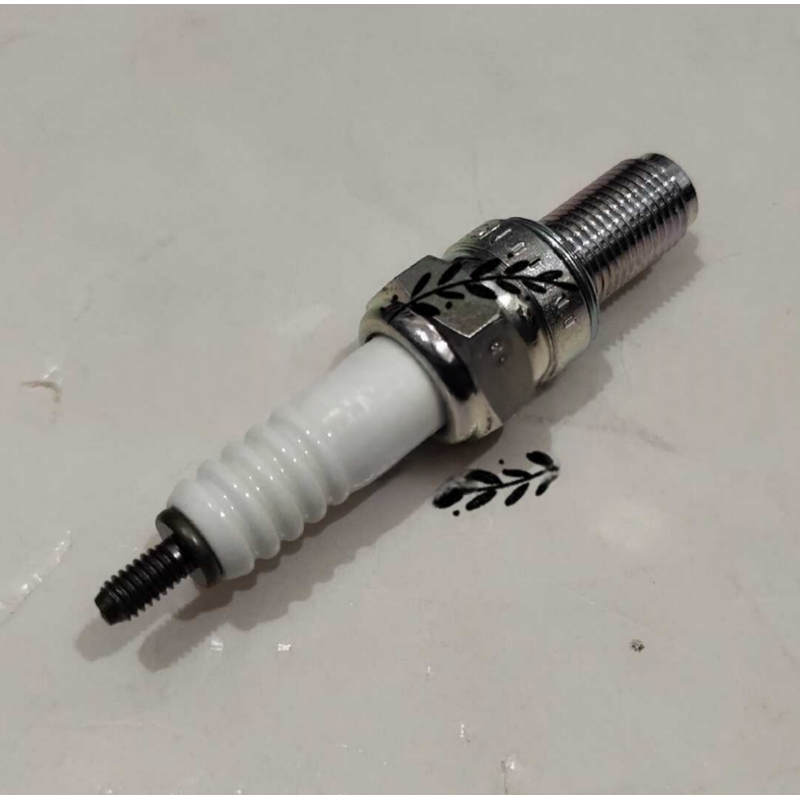 Motorcycle Spark Plug - Zündkerze für Benelli Leoncino500 BJ500 Motorrad-Zündkerze